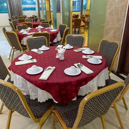 Bay Sydney Hotel Da Nang Bagian luar foto