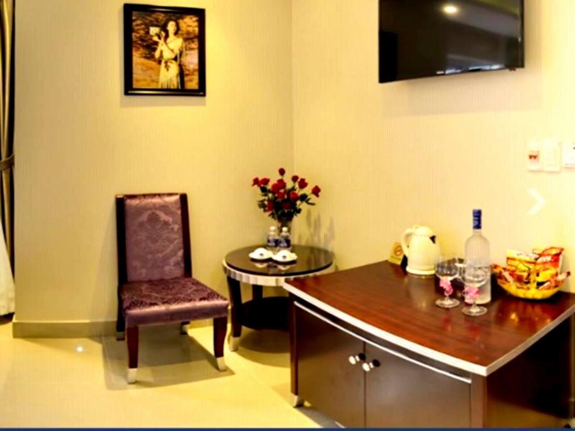 Bay Sydney Hotel Da Nang Bagian luar foto
