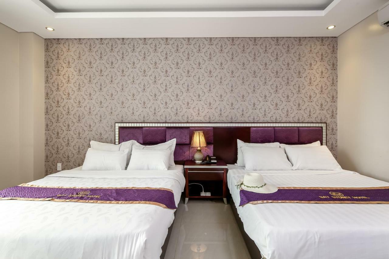 Bay Sydney Hotel Da Nang Bagian luar foto