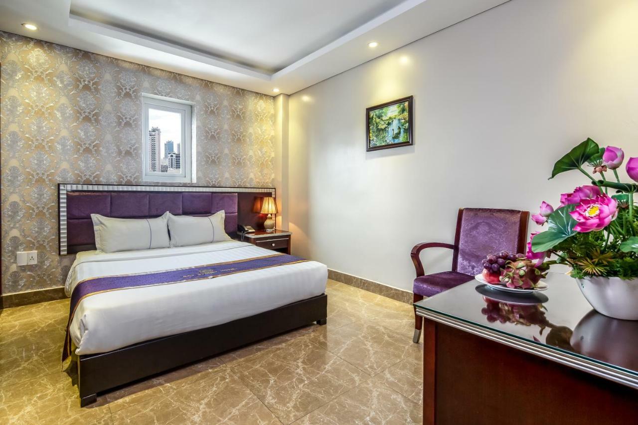 Bay Sydney Hotel Da Nang Bagian luar foto