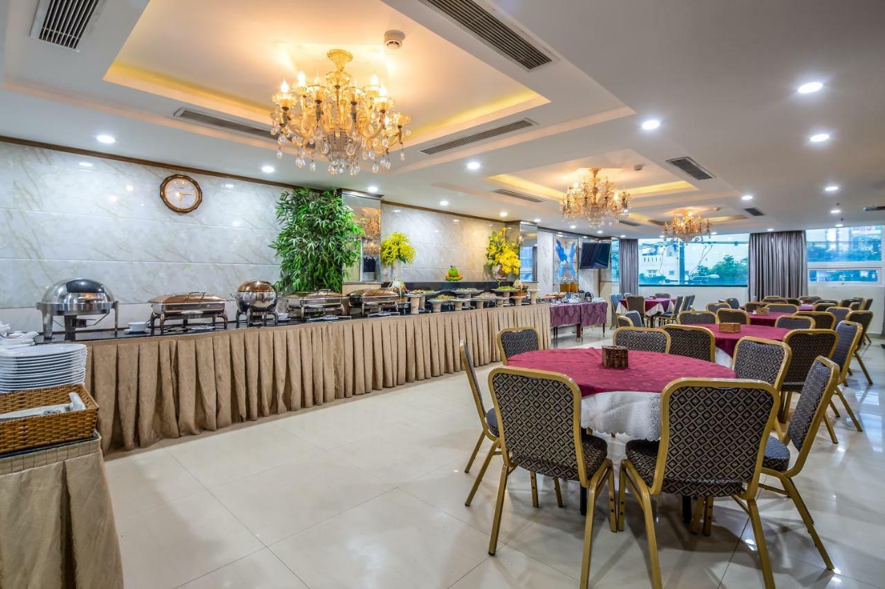 Bay Sydney Hotel Da Nang Bagian luar foto