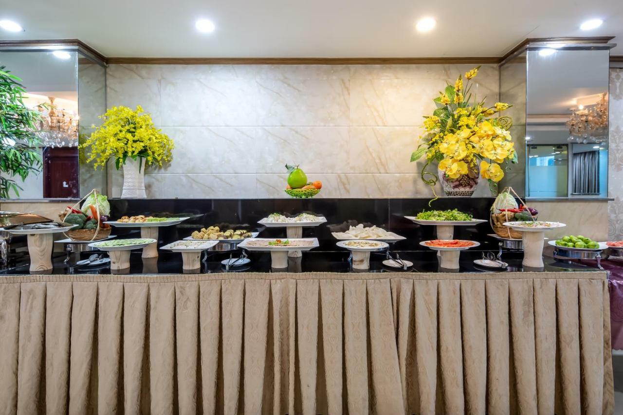 Bay Sydney Hotel Da Nang Bagian luar foto