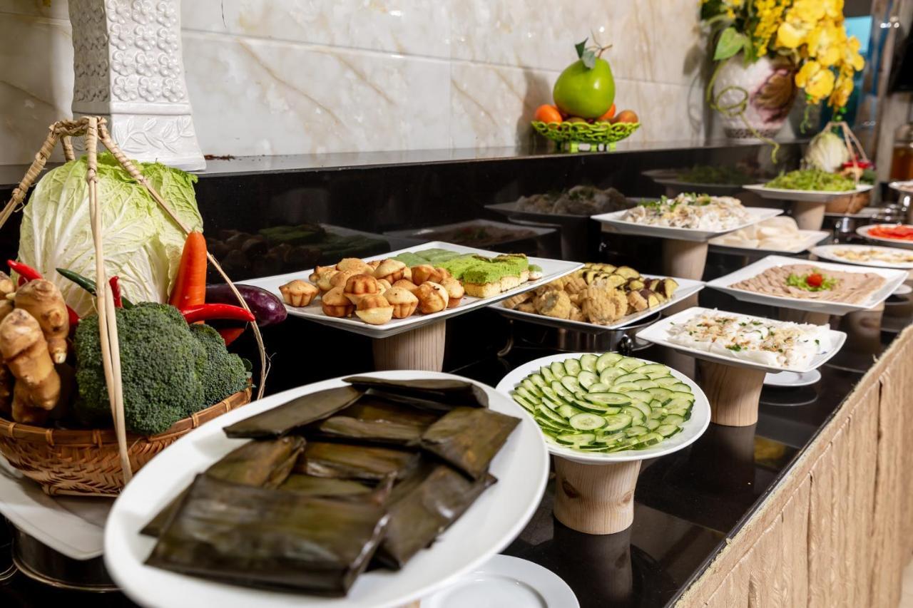 Bay Sydney Hotel Da Nang Bagian luar foto